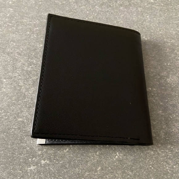 Brand new The Avengers wallet - Picture 4 of 4